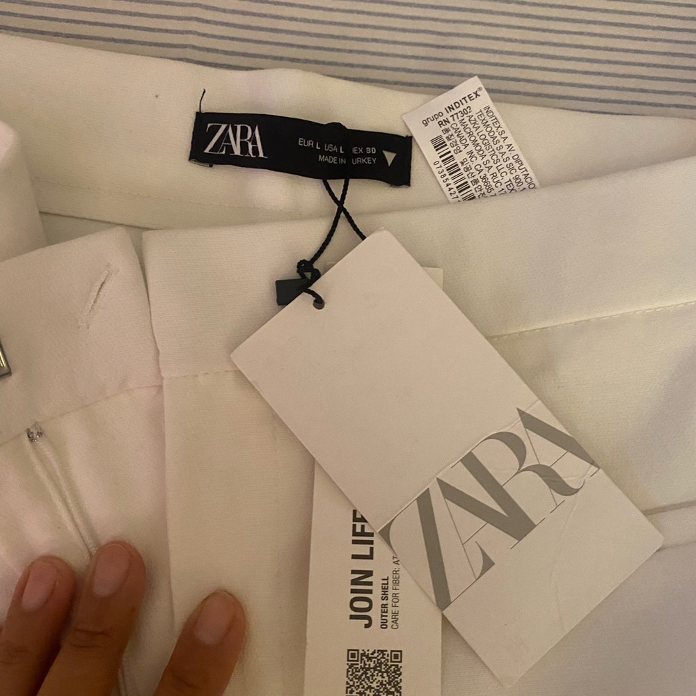Zara white pants new with tags